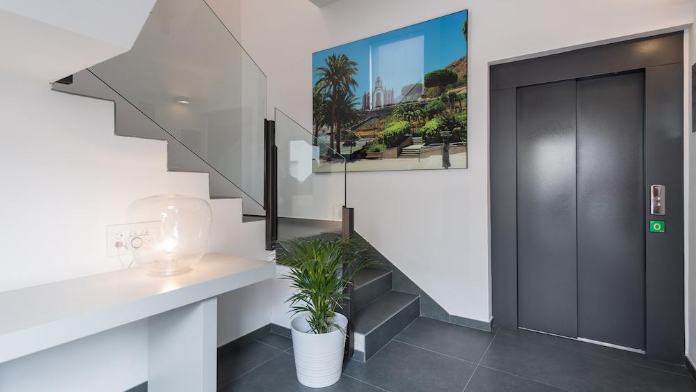 Hc Luxe Apartment Vecindario  Ngoại thất bức ảnh